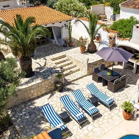 Villa Maya 6 *