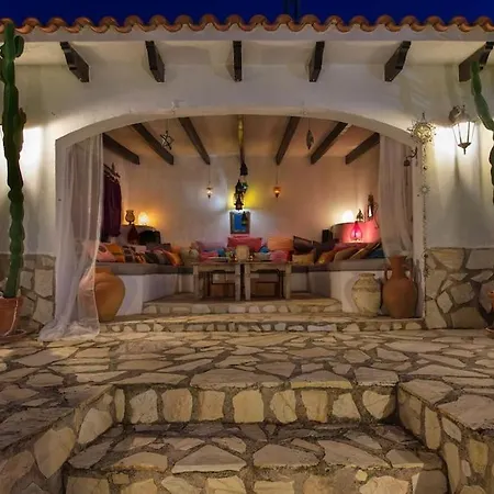Villa Maya 6 *